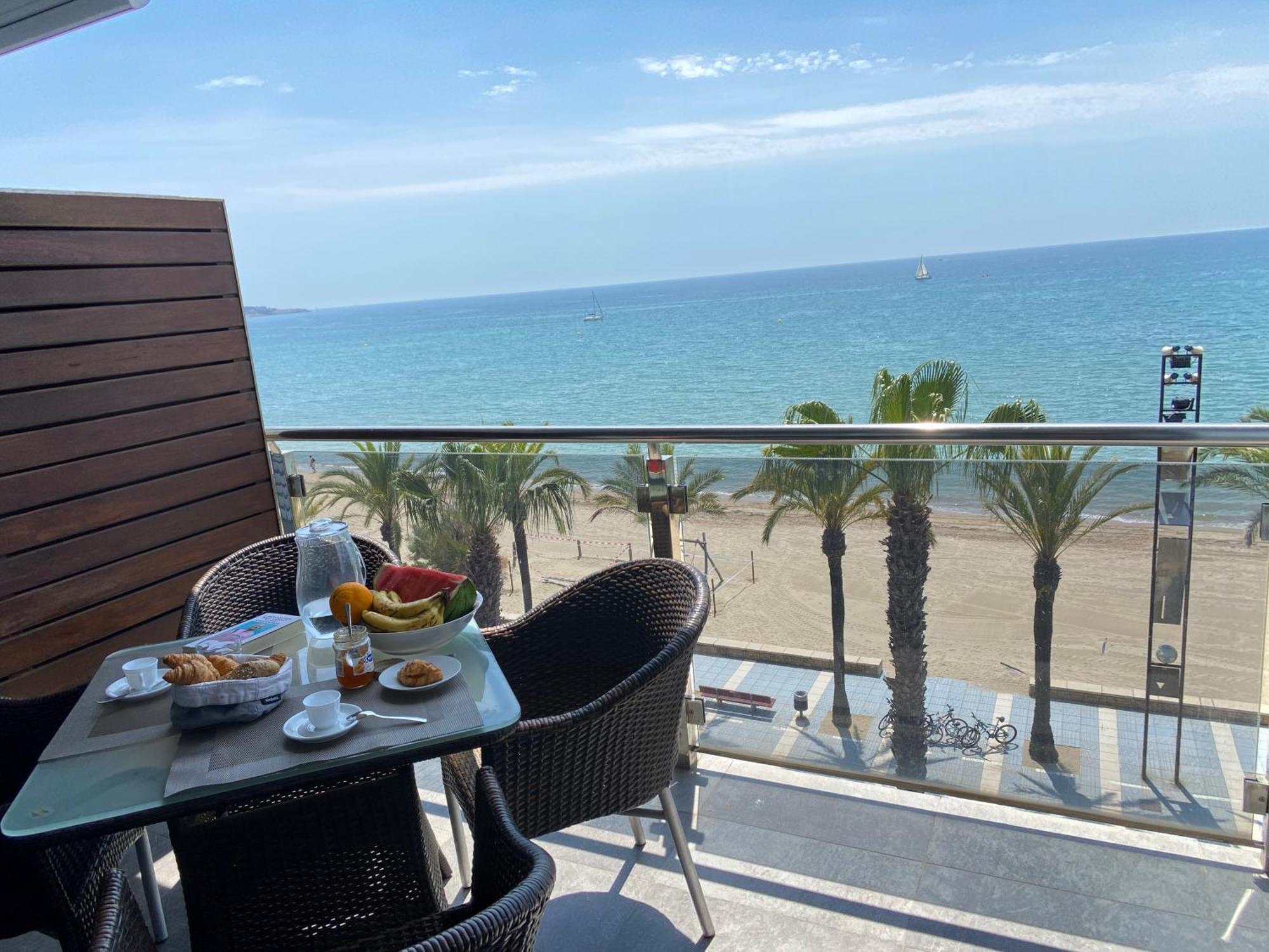 Apartamentos Las Palmas VII Family Only Salou Eksteriør billede