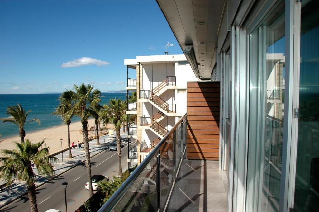 Apartamentos Las Palmas VII Family Only Salou Værelse billede