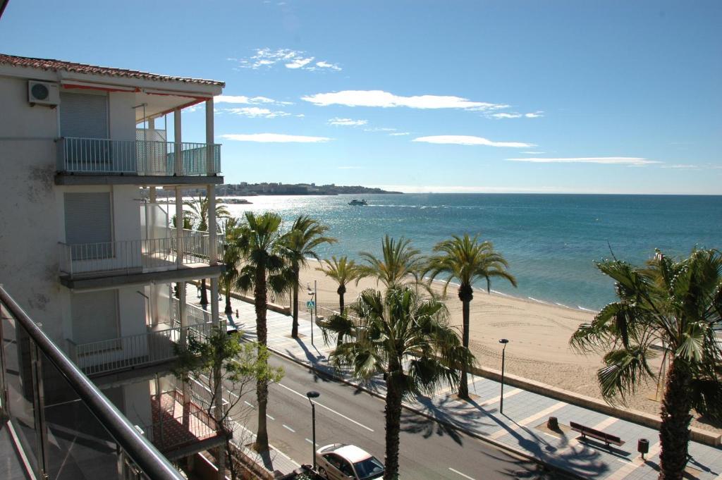Apartamentos Las Palmas VII Family Only Salou Værelse billede