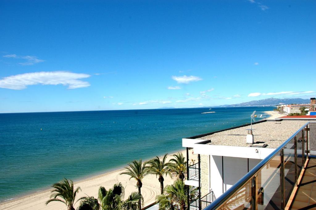 Apartamentos Las Palmas VII Family Only Salou Værelse billede