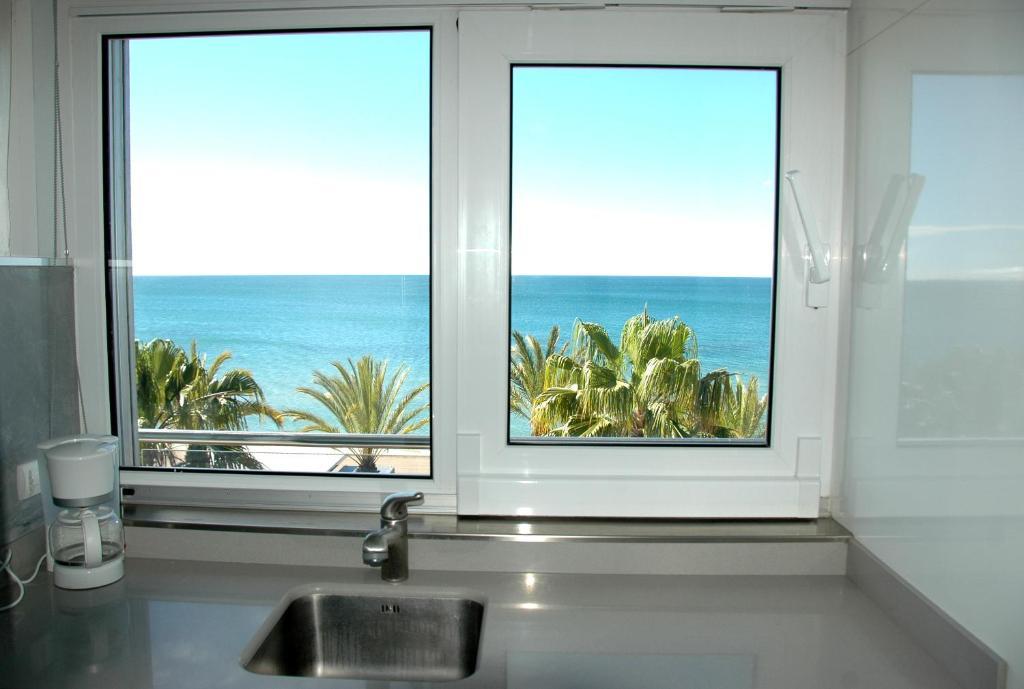 Apartamentos Las Palmas VII Family Only Salou Værelse billede