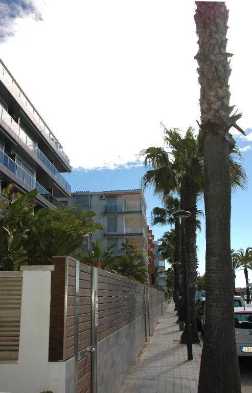 Apartamentos Las Palmas VII Family Only Salou Eksteriør billede
