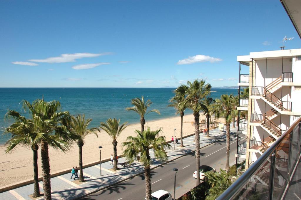 Apartamentos Las Palmas VII Family Only Salou Eksteriør billede
